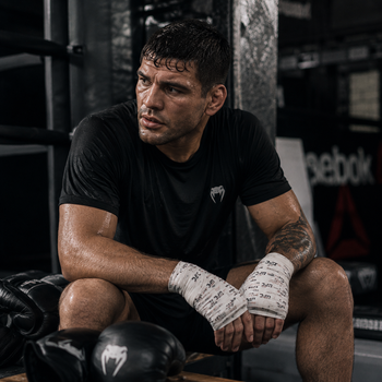 Red Light Therapy for Combat Sports Recovery